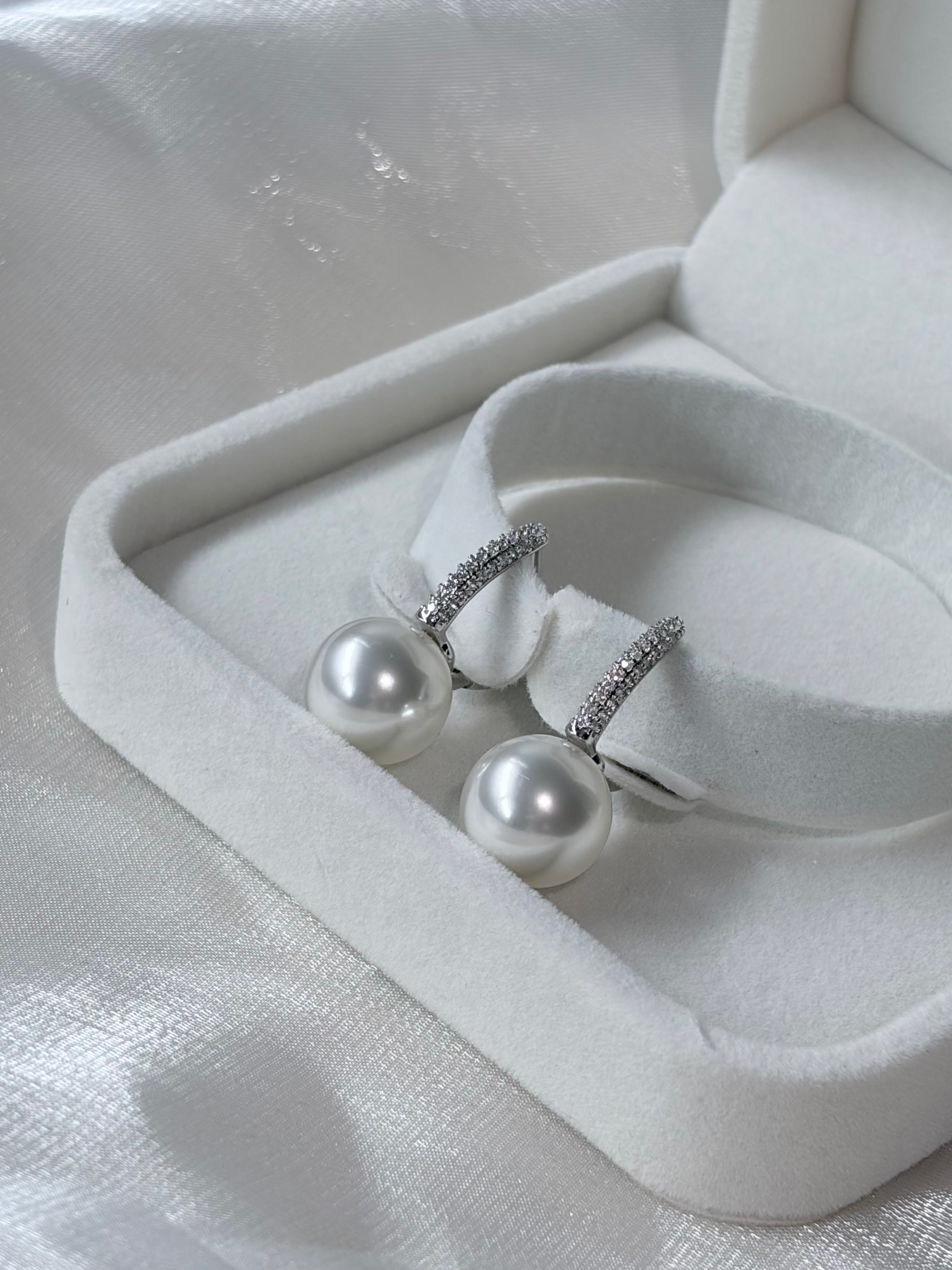 Pearl Luxe Micro-Pavé Earrings