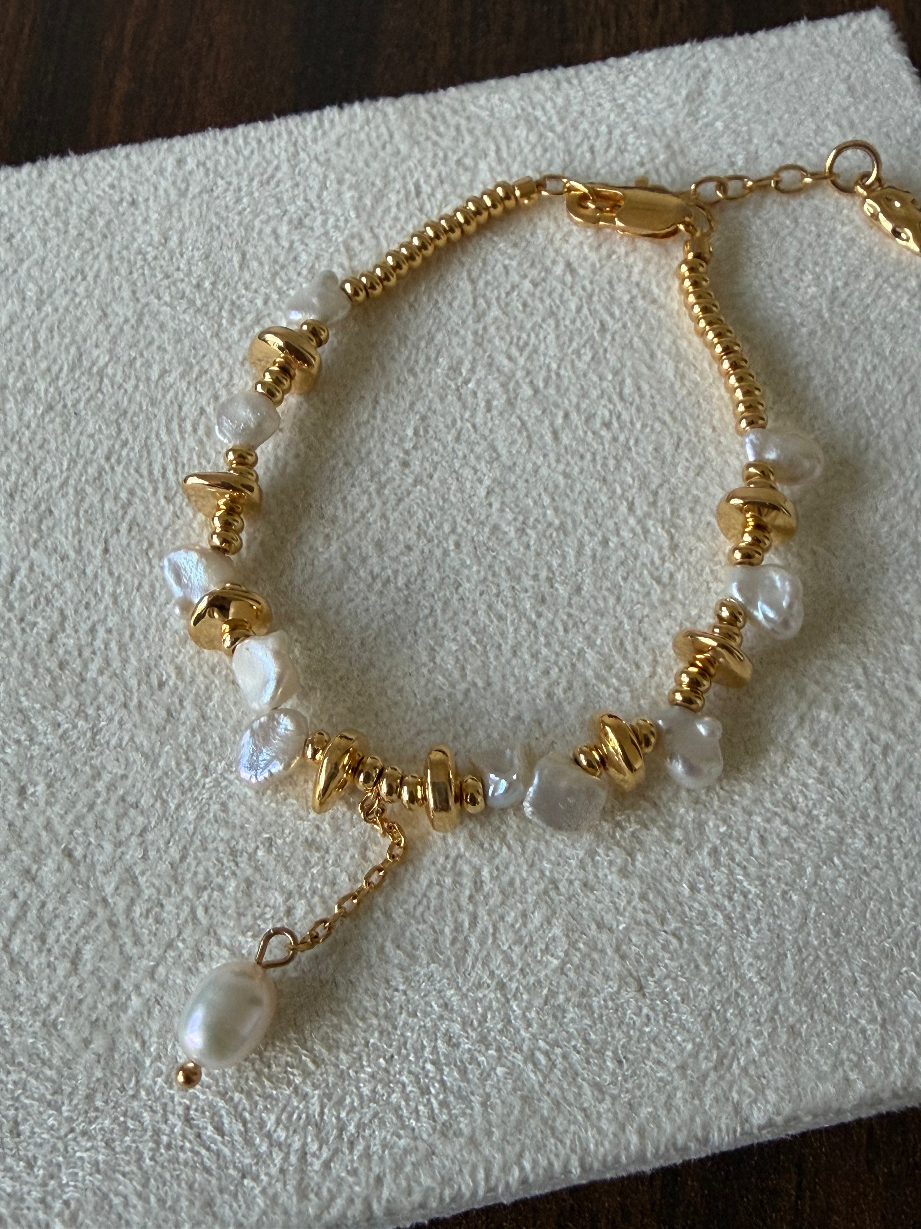 Soluna Baroque Pearl Bracelet