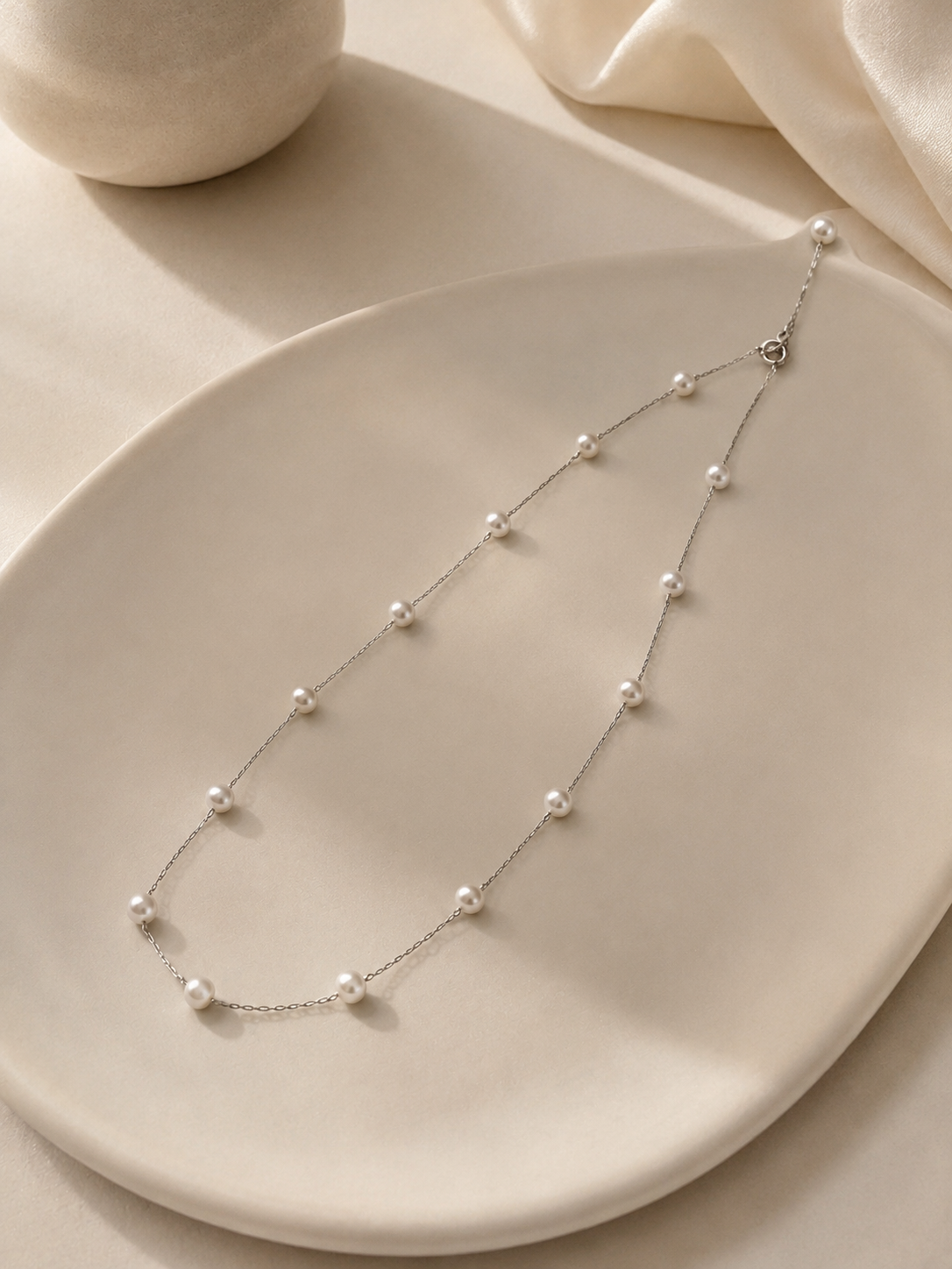 Luna Freshwater Pearl Necklace