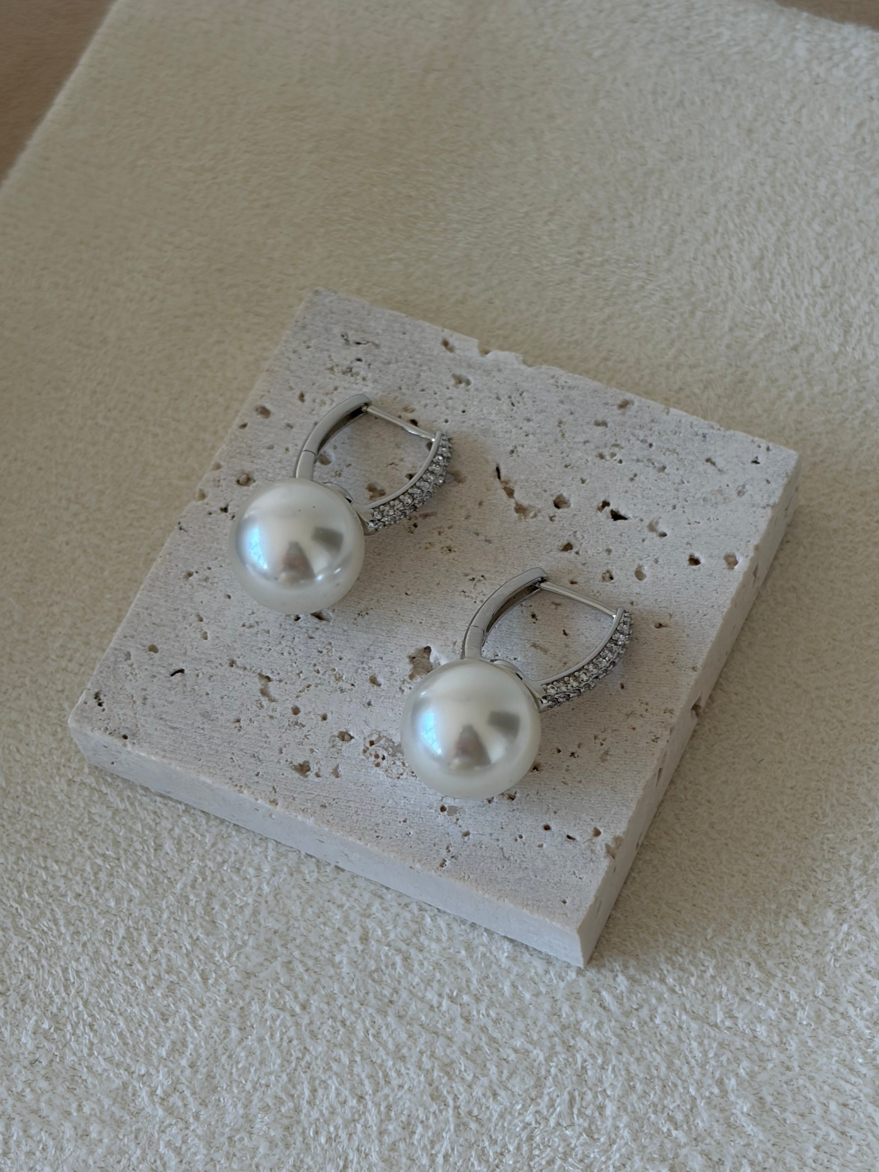 Pearl Luxe Micro-Pavé Earrings